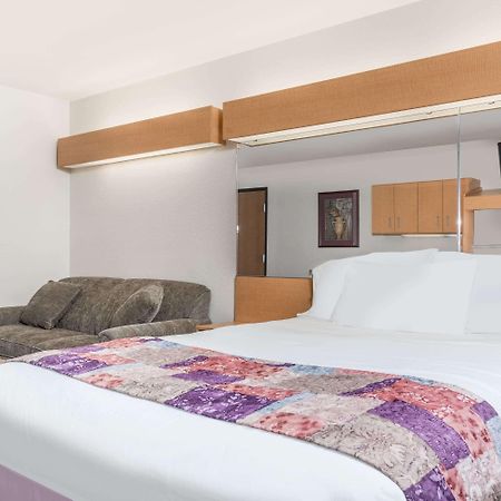 Microtel Inn & Suites By Wyndham Mankato Buitenkant foto