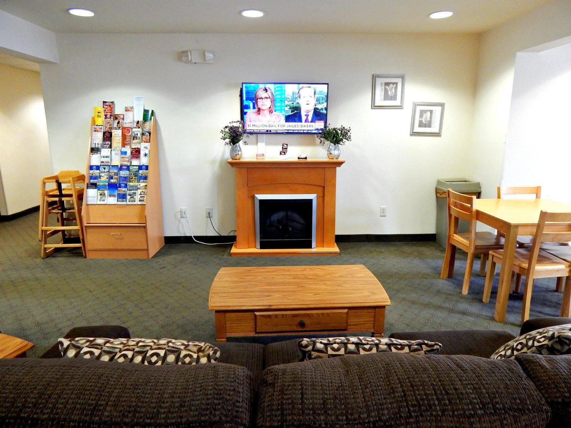 Microtel Inn & Suites By Wyndham Mankato Buitenkant foto